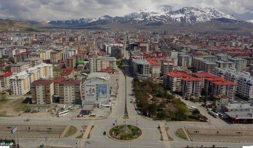 Van’da Elektrikler Kesiliyor:  İpekyolu ve Tuşba Etkilenecek