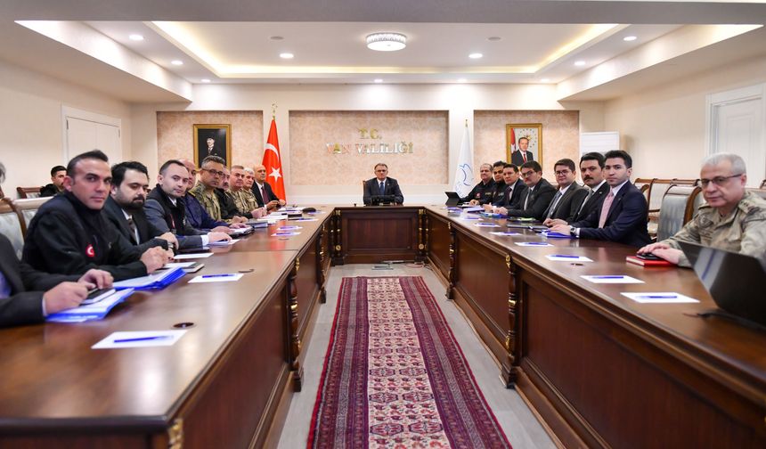 Van’da güvenlik ve asayiş toplantısı gerçekleştirildi
