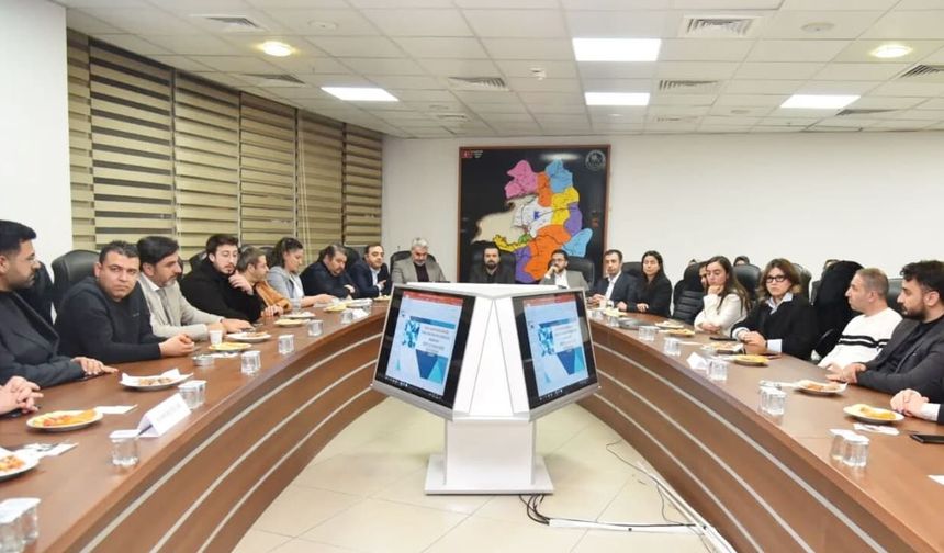 Van’da sağlık hizmetleri GÖREN toplantısında değerlendirildi