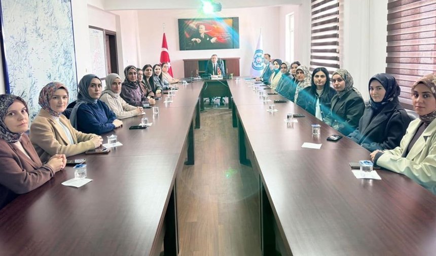 Çaldıran’da aile destek merkezleri değerlendirme toplantısı yapıldı