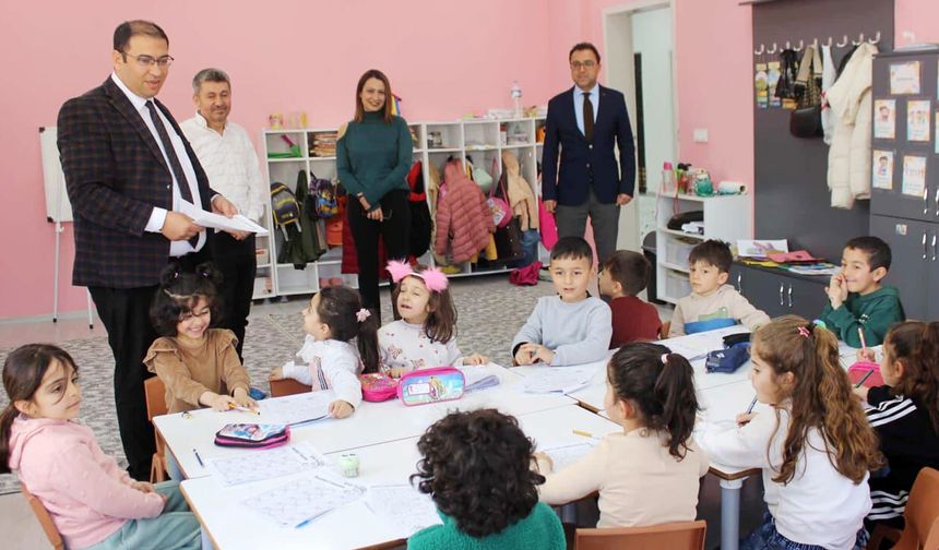 Müdür Nurses'ten anaokullarına ziyaret