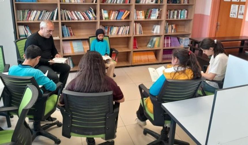 Edremit’te okuma kültürünü yaygınlaştıran çalışmalar devam ediyor