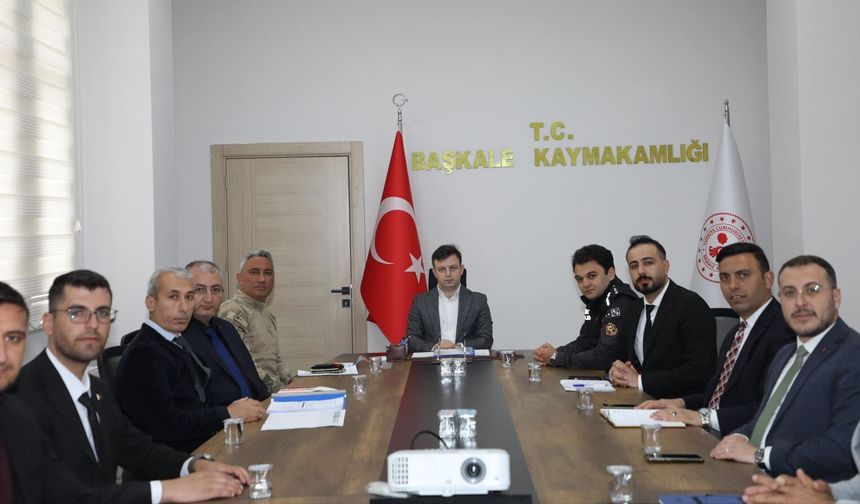 Başkale’de haftalık okul güvenliği toplantısı yapıldı