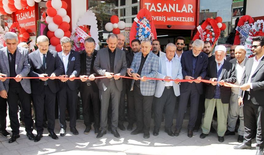 Tasanlar AVM Beşyol Mağazası törenle hizmete açıldı