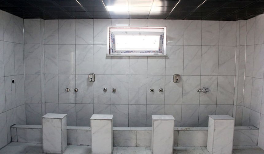 Van’daki parklar vandallar tarafından tahrip ediliyor
