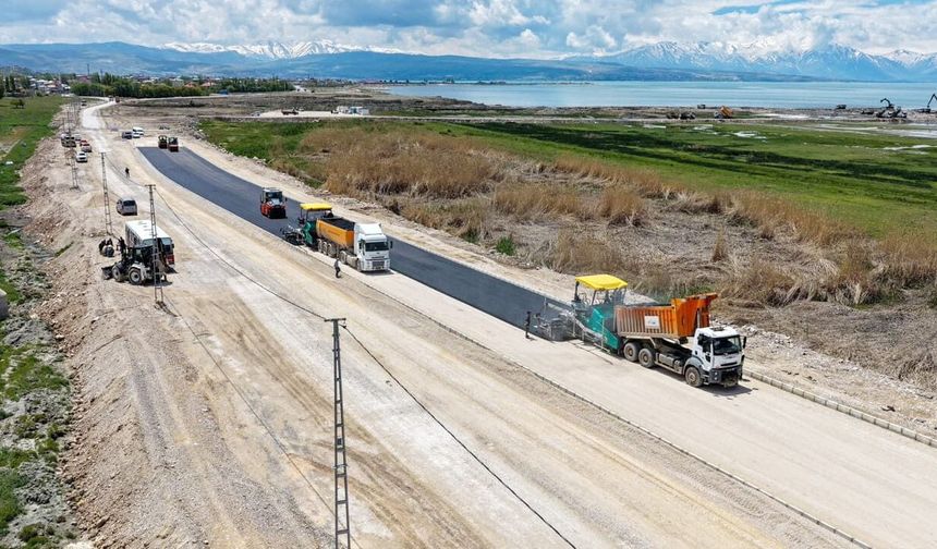 Van Gölü Sahil Yolu, Ayanıs’a kadar uzanacak