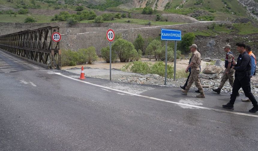 Van- Hakkari karayolunda inceleme