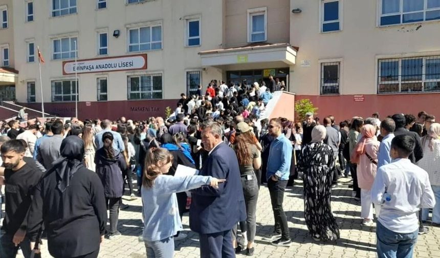 Van’da 18 bin 468 öğrencinin ter döktüğü LGS sınavı sona erdi
