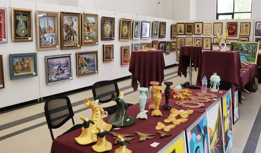 Van’da Duvarların Ötesinde Sanat Sergisi kapılarını açıyor