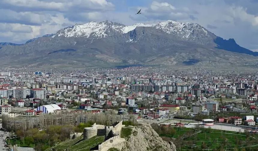 Van'da Pazar günü hava nasıl olacak? Yağış var mı?