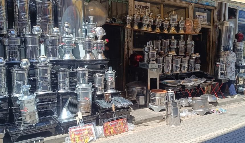 Van’da piknik sezonu başladı! Mangal ve semaverlere ilgi arttı