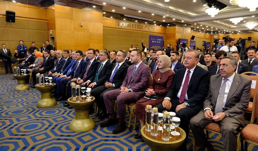 Van Gölü için tarihi zirve: Sürdürülebilir Gelecek Çalıştayı başladı