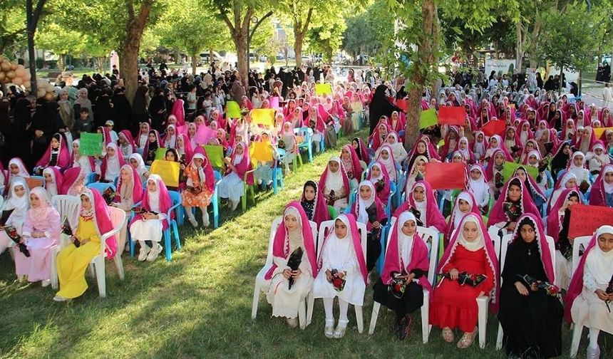 Van'da tesettüre adım atan kızlara özel program düzenlenecek