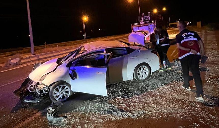 Van'da trafik kazası: Yaralı sürücü kurtarıldı
