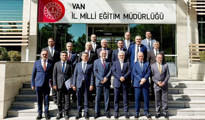 Bakan Yardımcısı Yelkenci, Van’da eğitim gündemini değerlendirdi