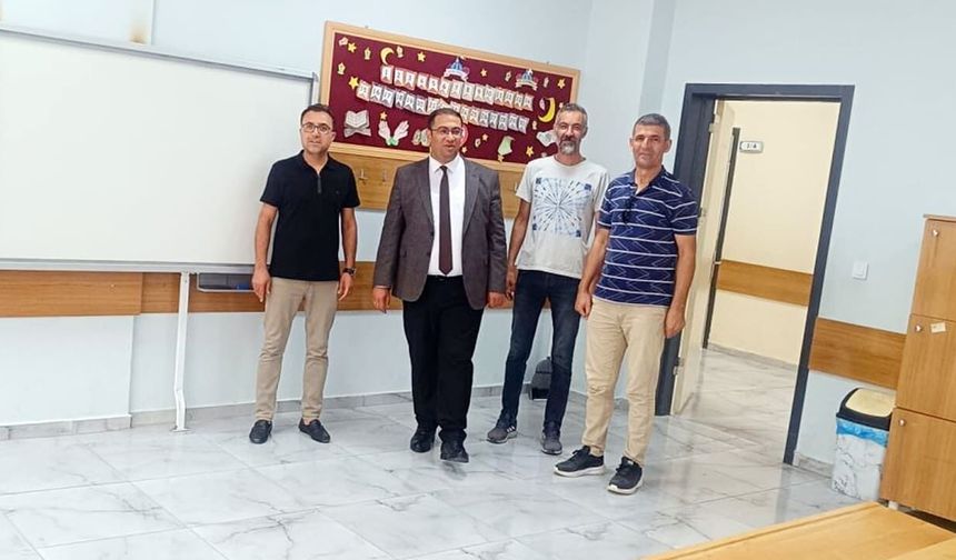 Edremit'te okullara ziyaret: Eğitim faaliyetleri yerinde değerlendirildi
