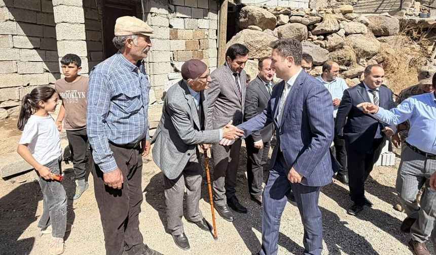 Erciş Kaymakamı Çelik, 6 mahallede vatandaşlarla buluştu