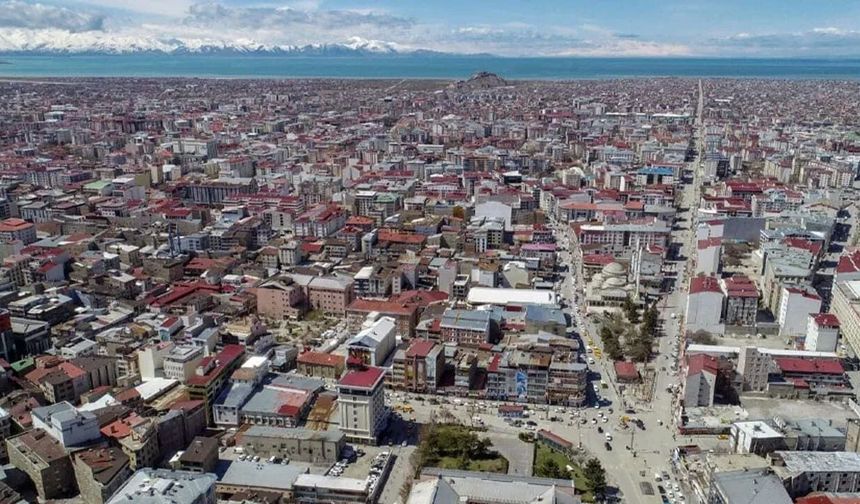İpekyolu’ndan MSÜ, LGS ve YKS’de büyük başarı