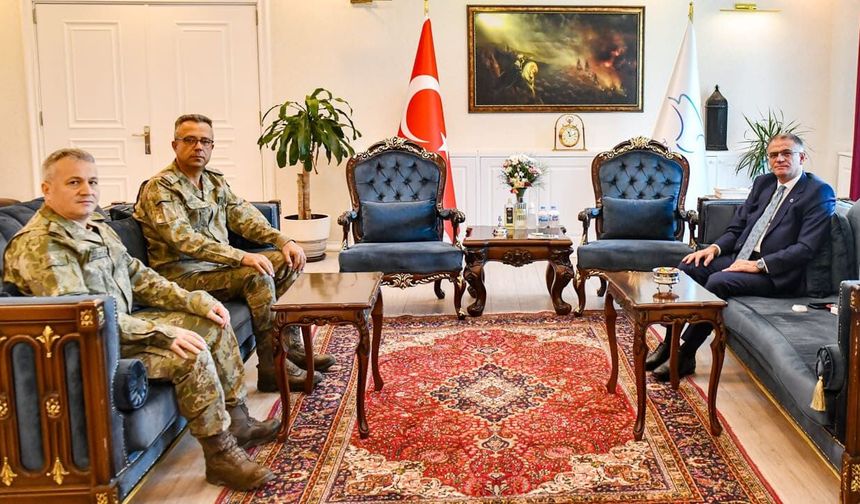 Van 6. Hudut Tugay Komutanı değişti