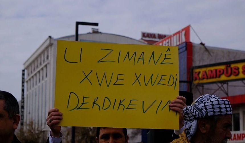Van'da 2 bin 971 kişi Kürtçe dersini seçti!