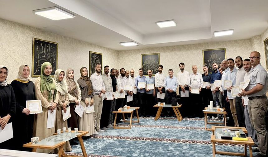 Van’da ÇEDES gönüllülerine başarı belgesi