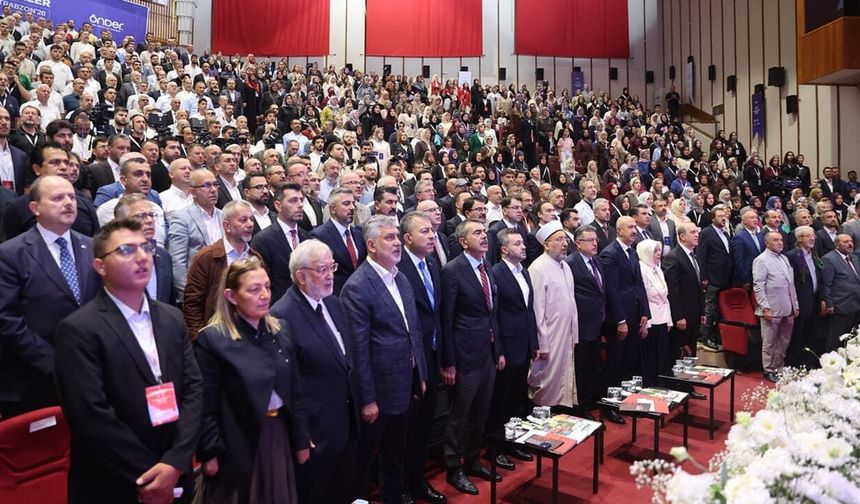 Diyanet Başkanı Arpaguş: İmam hatipler ilim, hikmet ve irfanın merkezidir