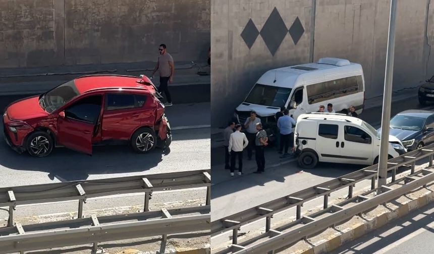 Eski Emniyet Kavşağı’nda zincirleme kaza: Trafik yine kilitlendi