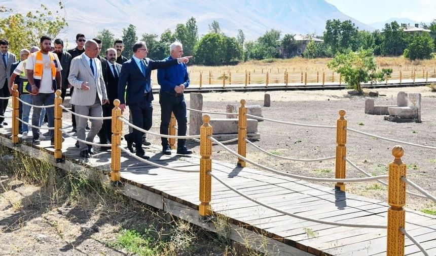 Selçuklu Mezarlığı’nda çalışmalar hızla sürüyor