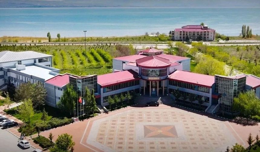 Van YYÜ’nün sağlık programlarında YKS başarı sıralamaları yükseldi