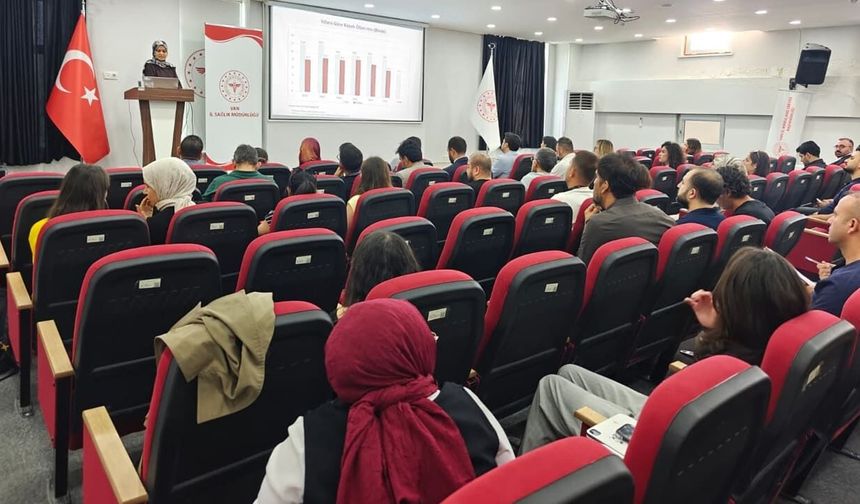 Van’da anne ve bebek ölümlerinin önlenmesi masaya yatırıldı