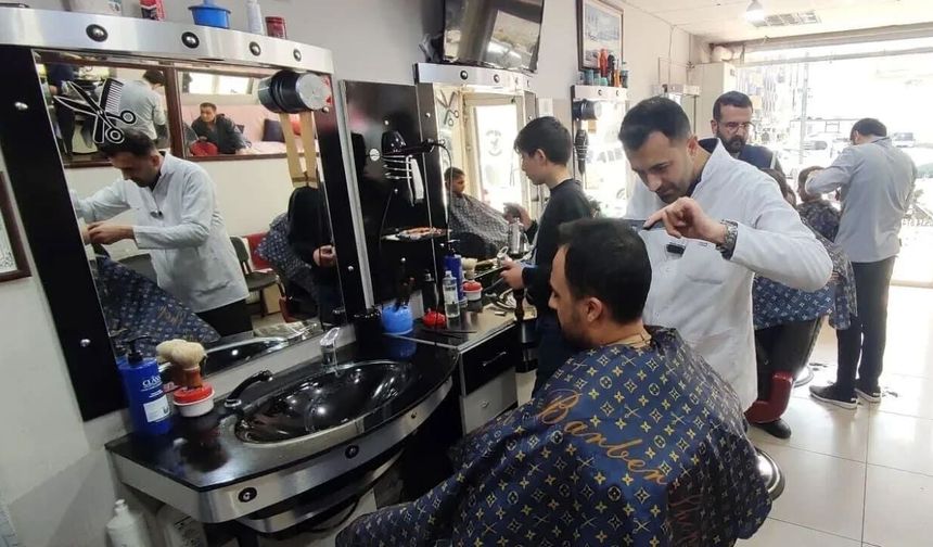 Van’da berber esnafına pazar günü çalışma izni