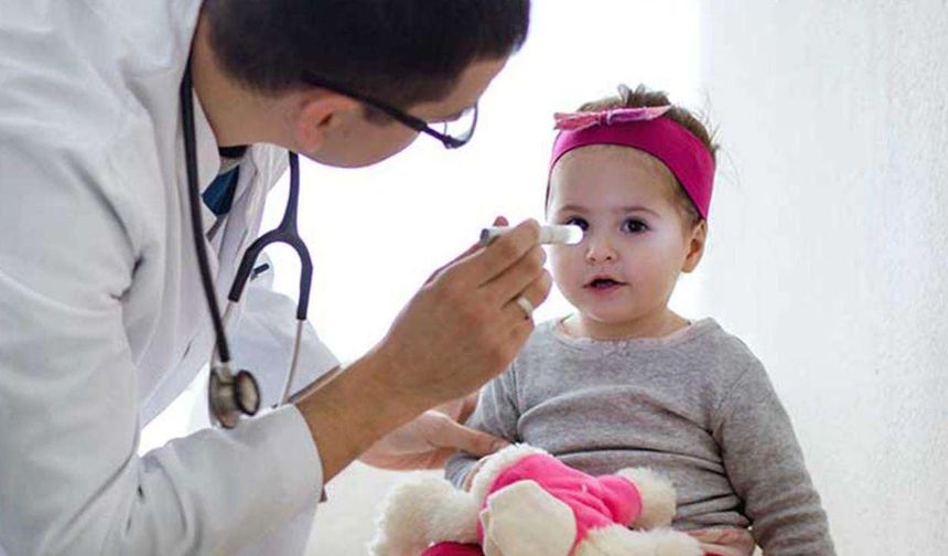 Çocuklarda göz kaymasına dikkat: Büyüyünce geçer demeyin