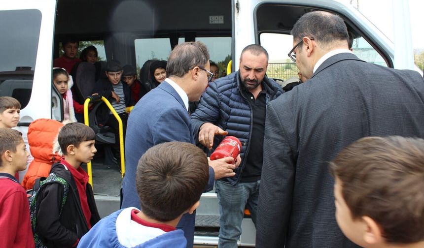 Edremit’te öğrenci servislerine denetim