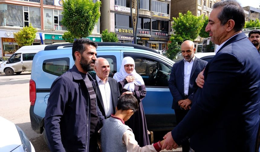 HÜDA PAR Milletvekili Ramanlı Şemdinli’yi ziyaret etti