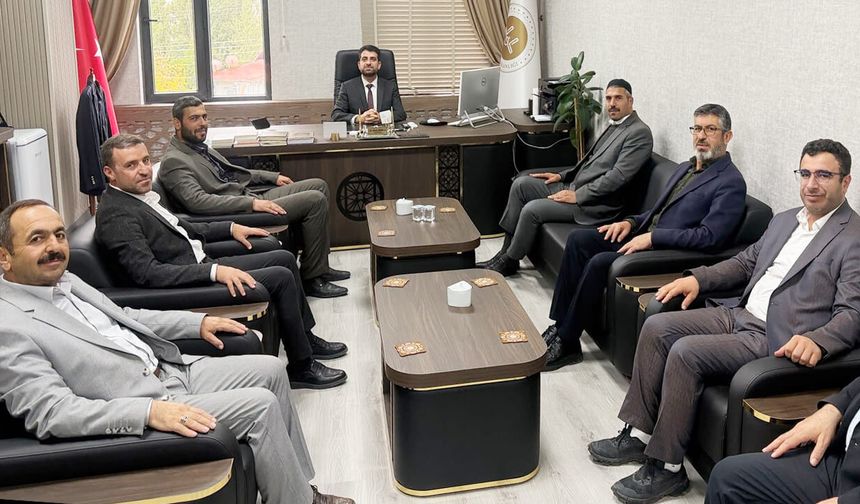 HÜDA PAR Tuşba İlçe Başkanı Aycan’dan Müftü Demirtaş’a ziyaret