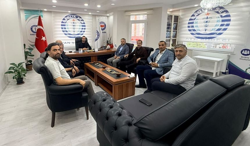 HÜDA PAR Van İl Başkanlığı’ndan sendikalara hayırlı olsun ziyareti