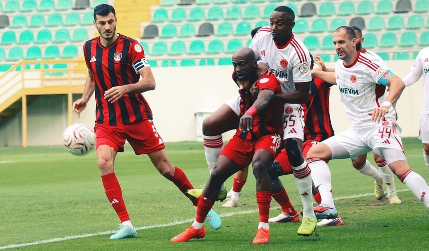 Vanspor, sahasında Ümraniyespor’a 2-0 mağlup oldu