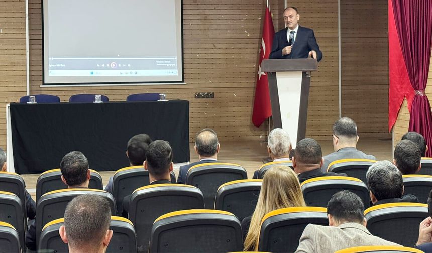 Müdür Çandıroğlu Başkale’de eğitim çalışmalarını değerlendirdi