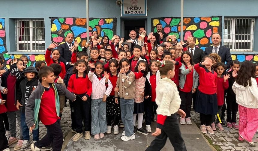 Müdürü Çandıroğlu, Erciş’te eğitim kurumlarını ziyaret etti