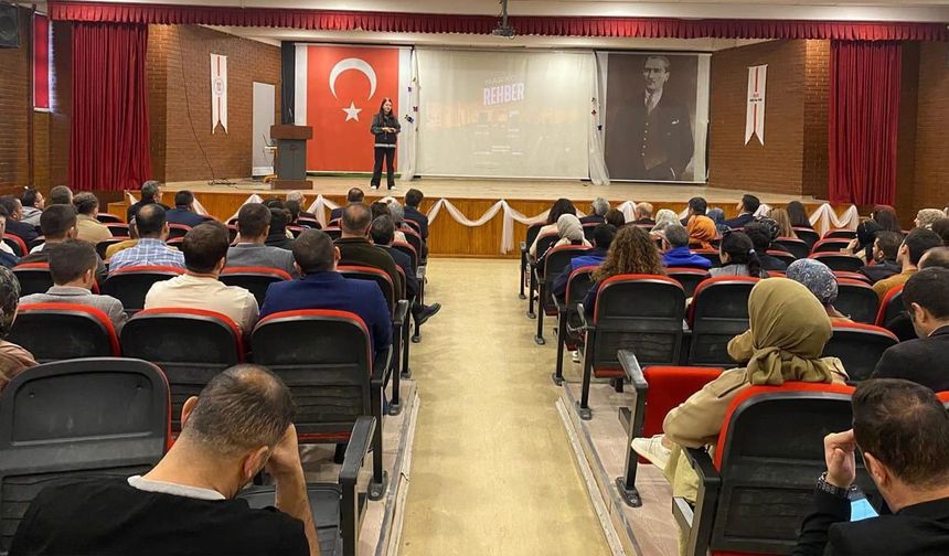 Tuşba’da okul güvenliği ve koruyucu önleyici çalışmalar değerlendirildi