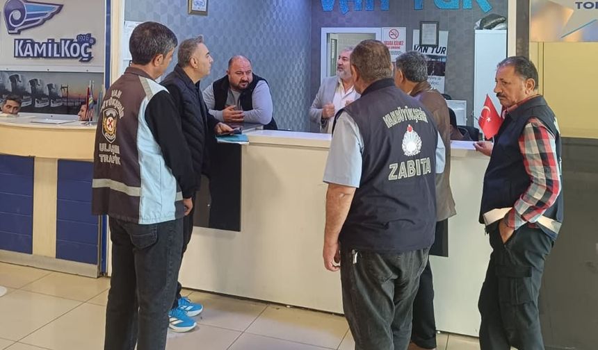 Van Otogarı’nda denetim gerçekleştirdi