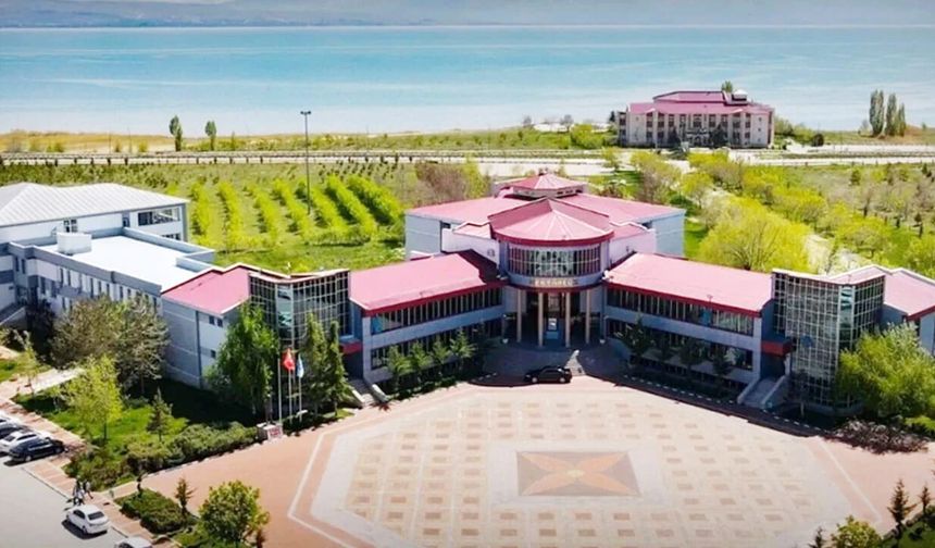 Van YYÜ’de ÖZYES kayıtları 12 Ekim’de başlıyor