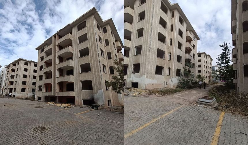 Van’da 4 bloklu riskli yapıların yıkımına başlandı