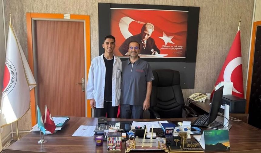 Van’da dikkat çeken hikâye: Eski hastası, şimdi öğrencisi