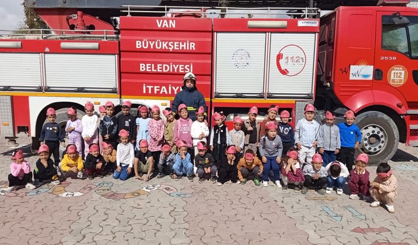 Van’da İtfaiye Haftası etkinliklerle kutlandı