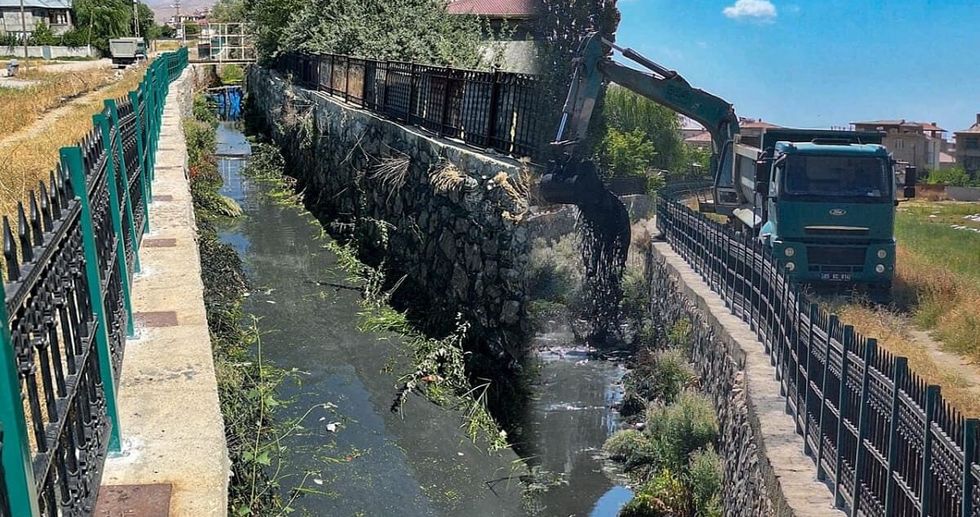 Van’da iki mahallede taşkınlara karşı çalışma başlatıldı