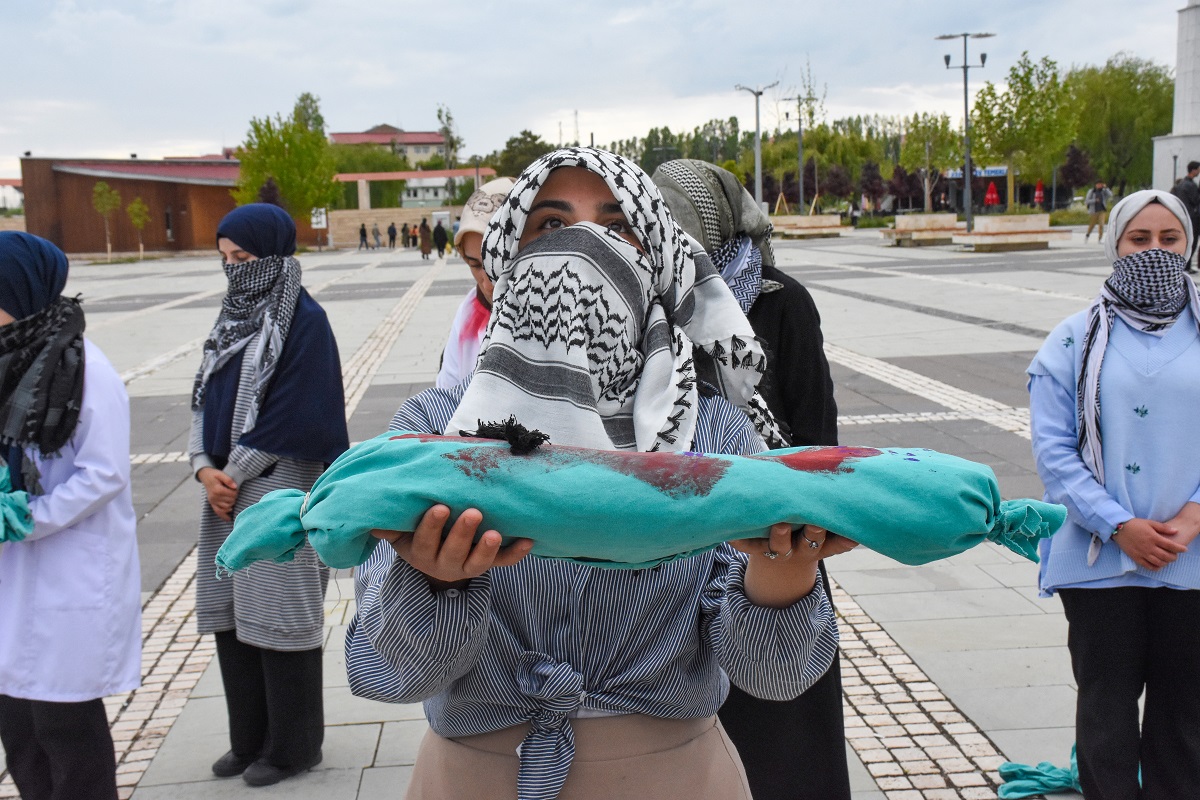 Van Yyü Gazze Canlandırma (1)