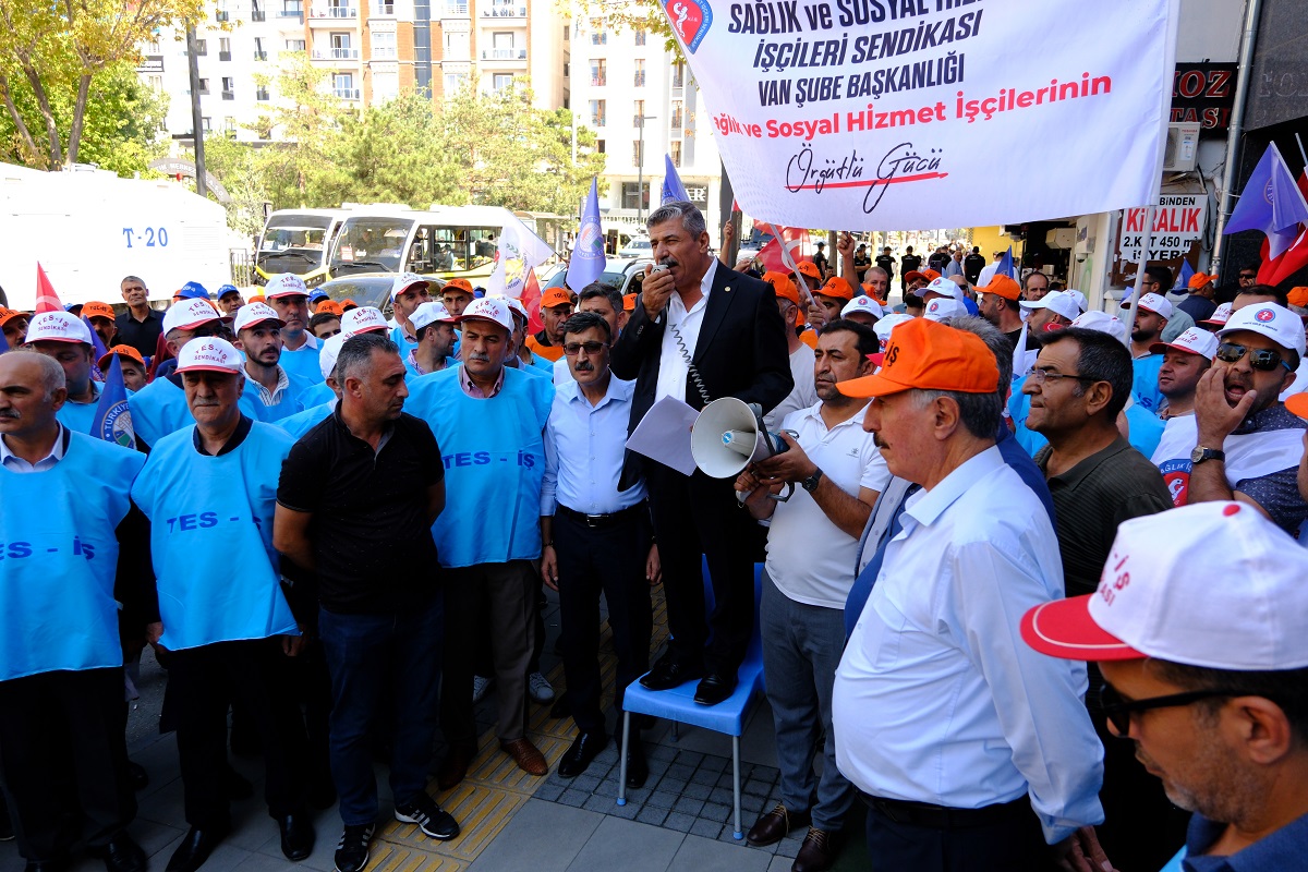 Türk Iş Sendikası Van Mehmet Salih Çalımlı (3)