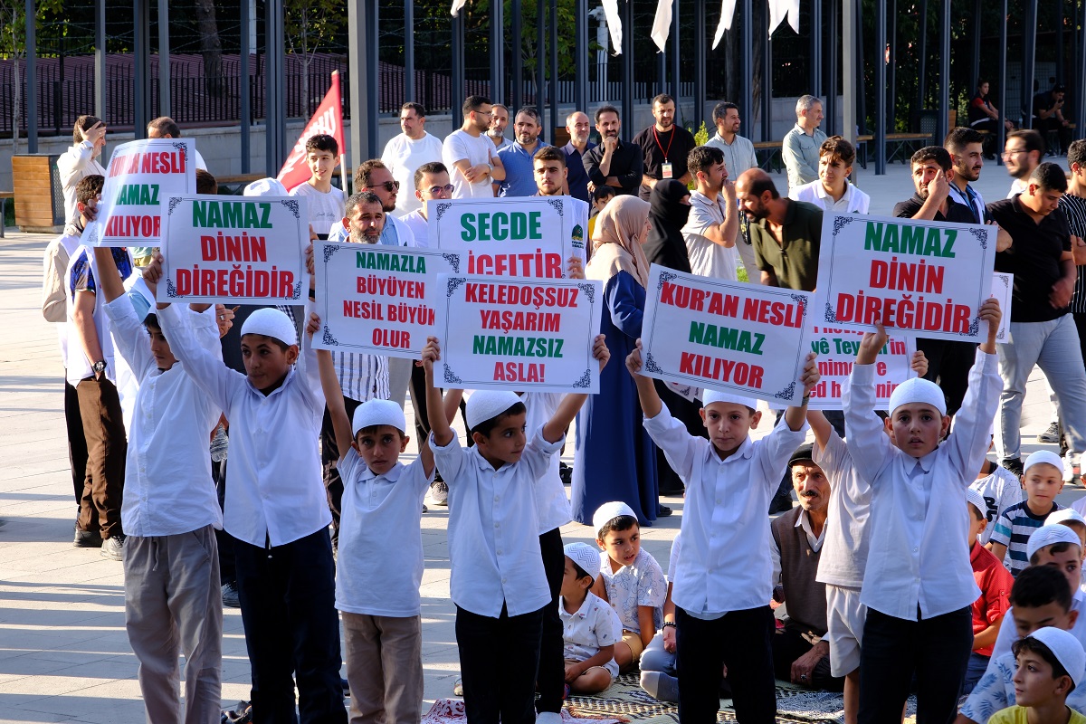 Van Namaz Yürüyüşü Hayat Namazla Güzeldir (11)