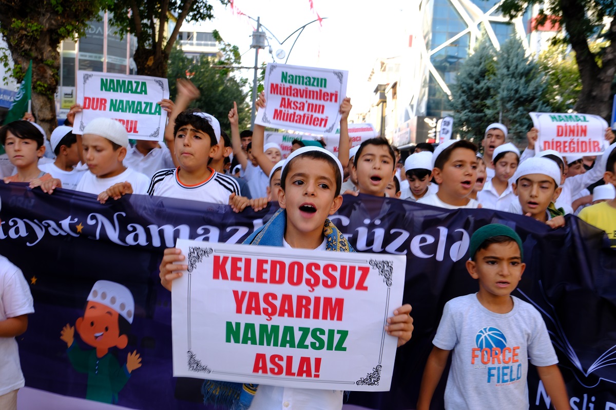 Van Namaz Yürüyüşü Hayat Namazla Güzeldir (12)